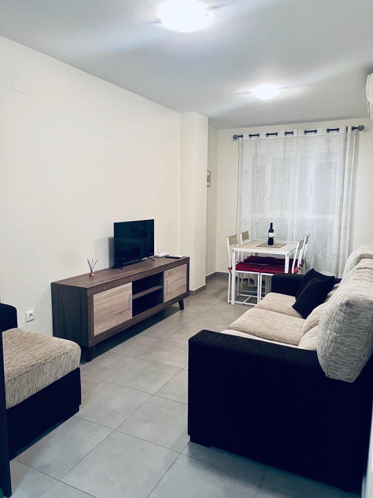 Nice And New Furnished Apartments In Torrevieja Centre Buitenkant foto